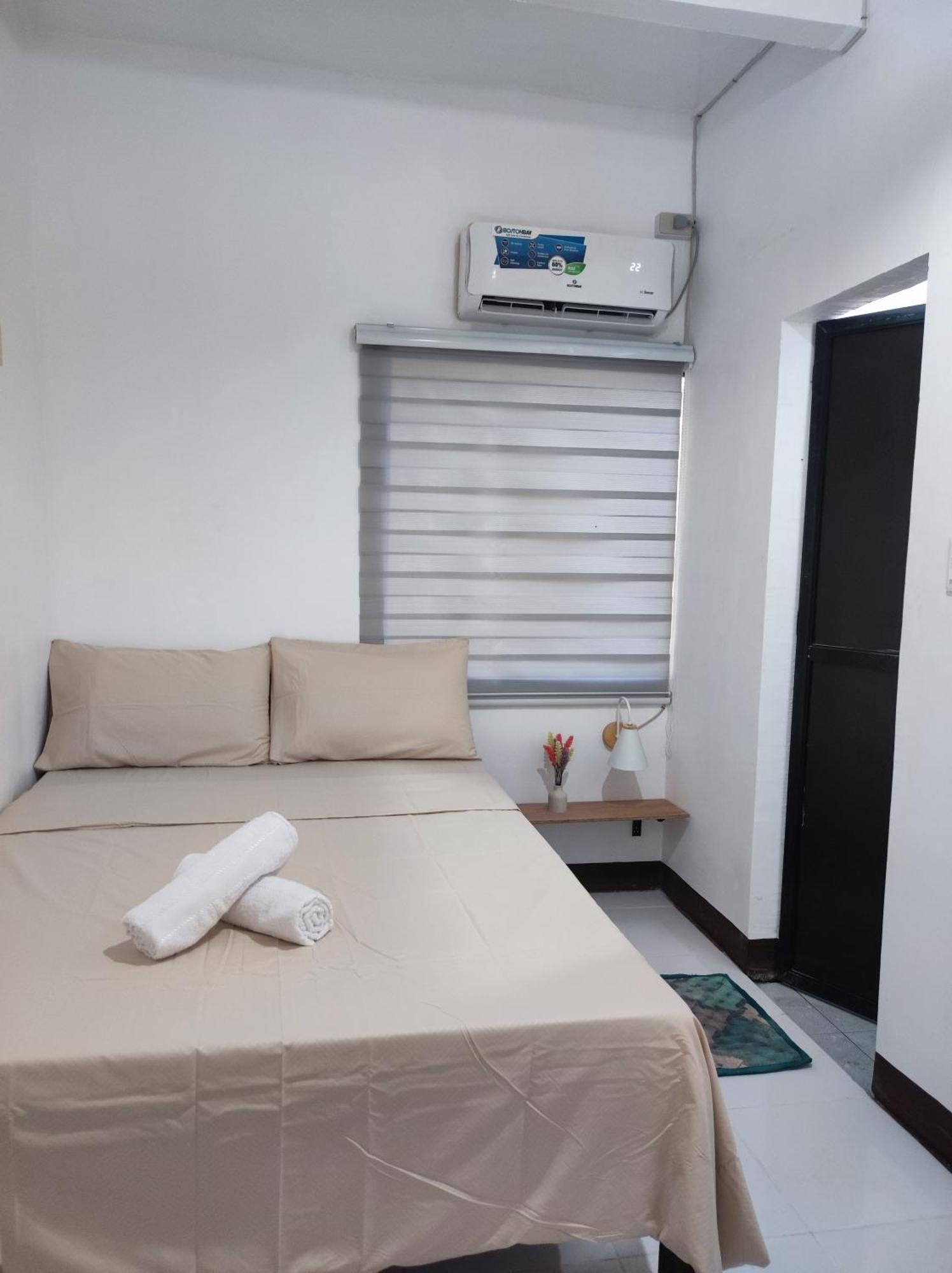 Aloha Hostel Siargao General Luna  Zimmer foto
